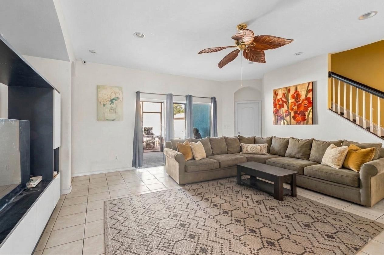 444 York Dale, Ruskin, FL 33570