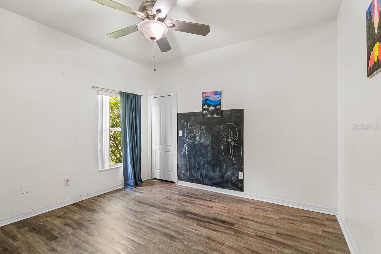 444 York Dale, Ruskin, FL 33570