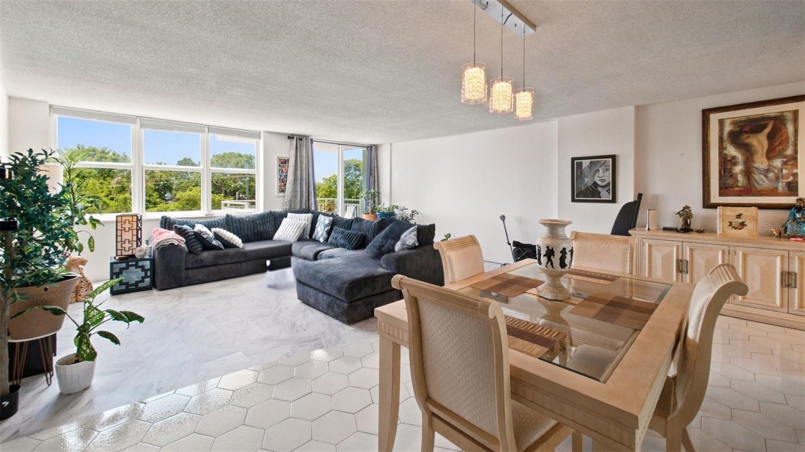 2150 Sans Souci Unit #c402, North Miami, FL 33181