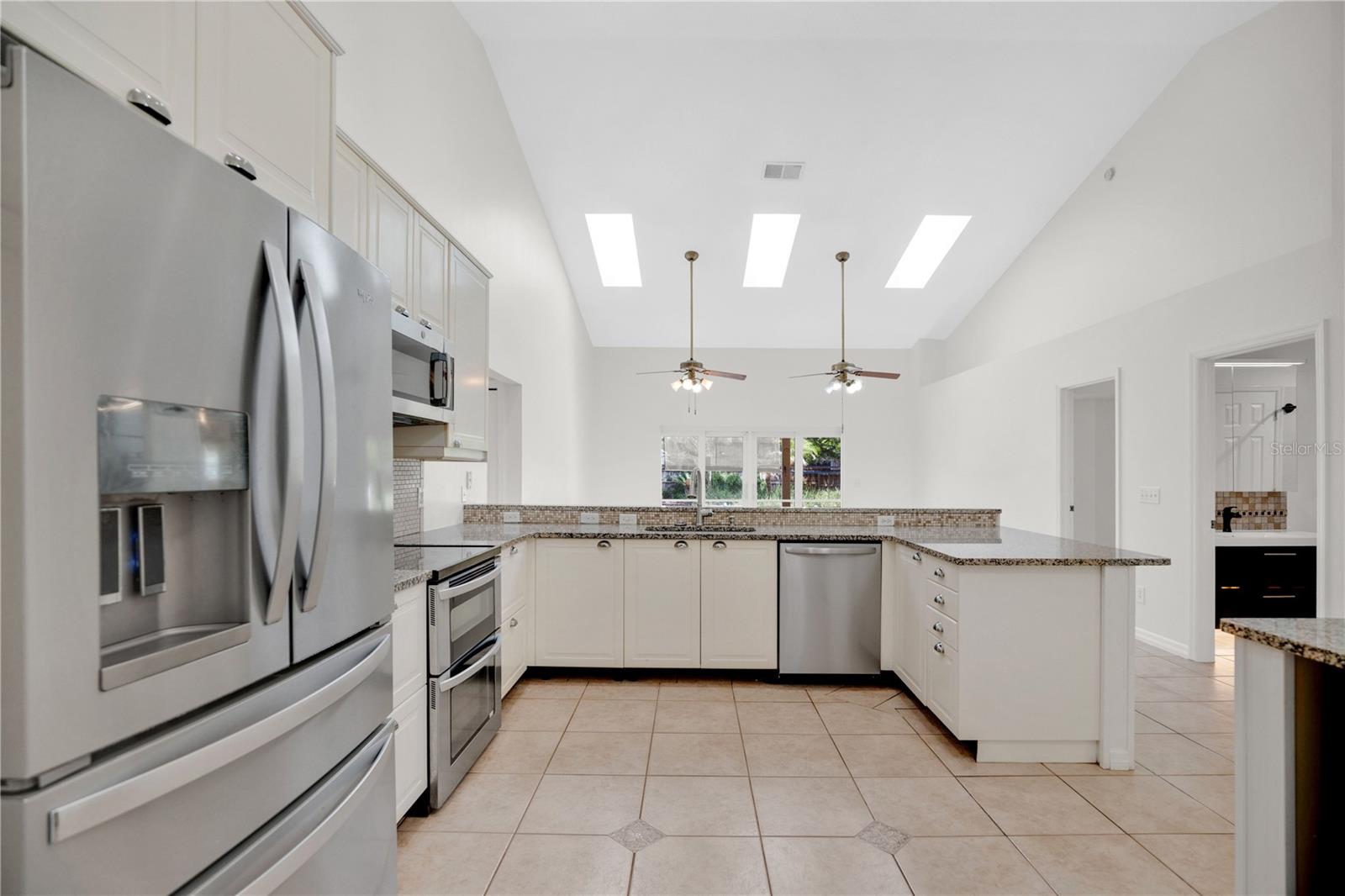 3886 Kingston Oaks, Oviedo, FL 32765