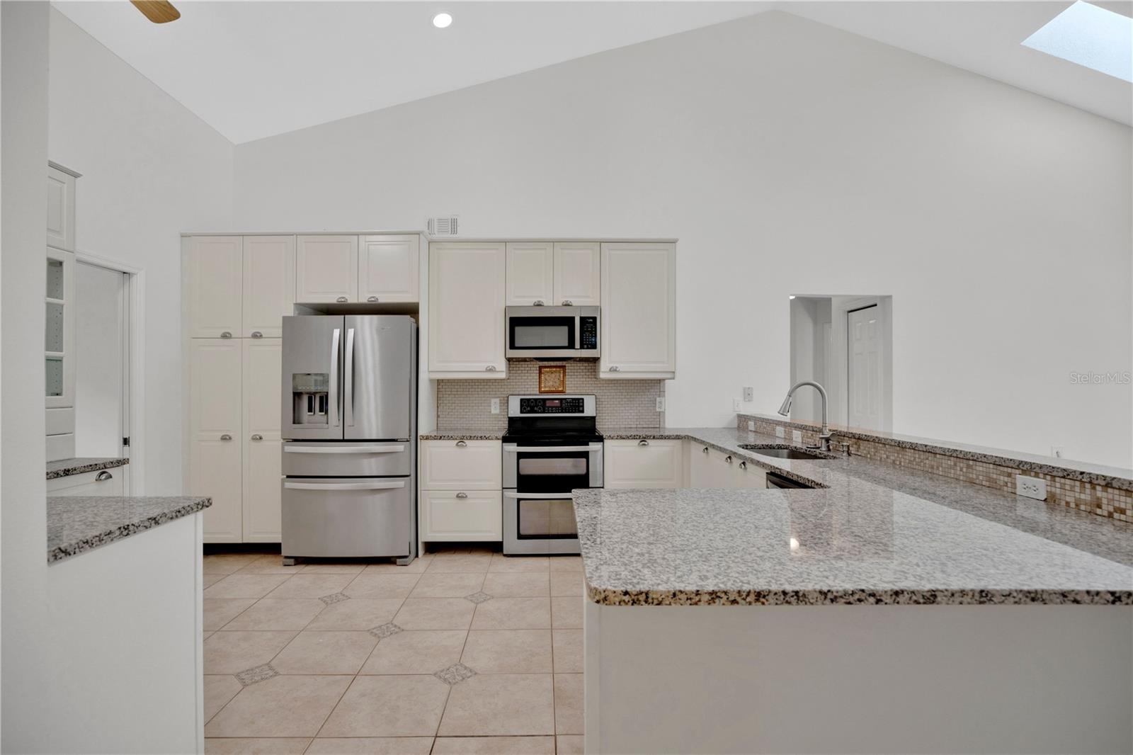 3886 Kingston Oaks, Oviedo, FL 32765