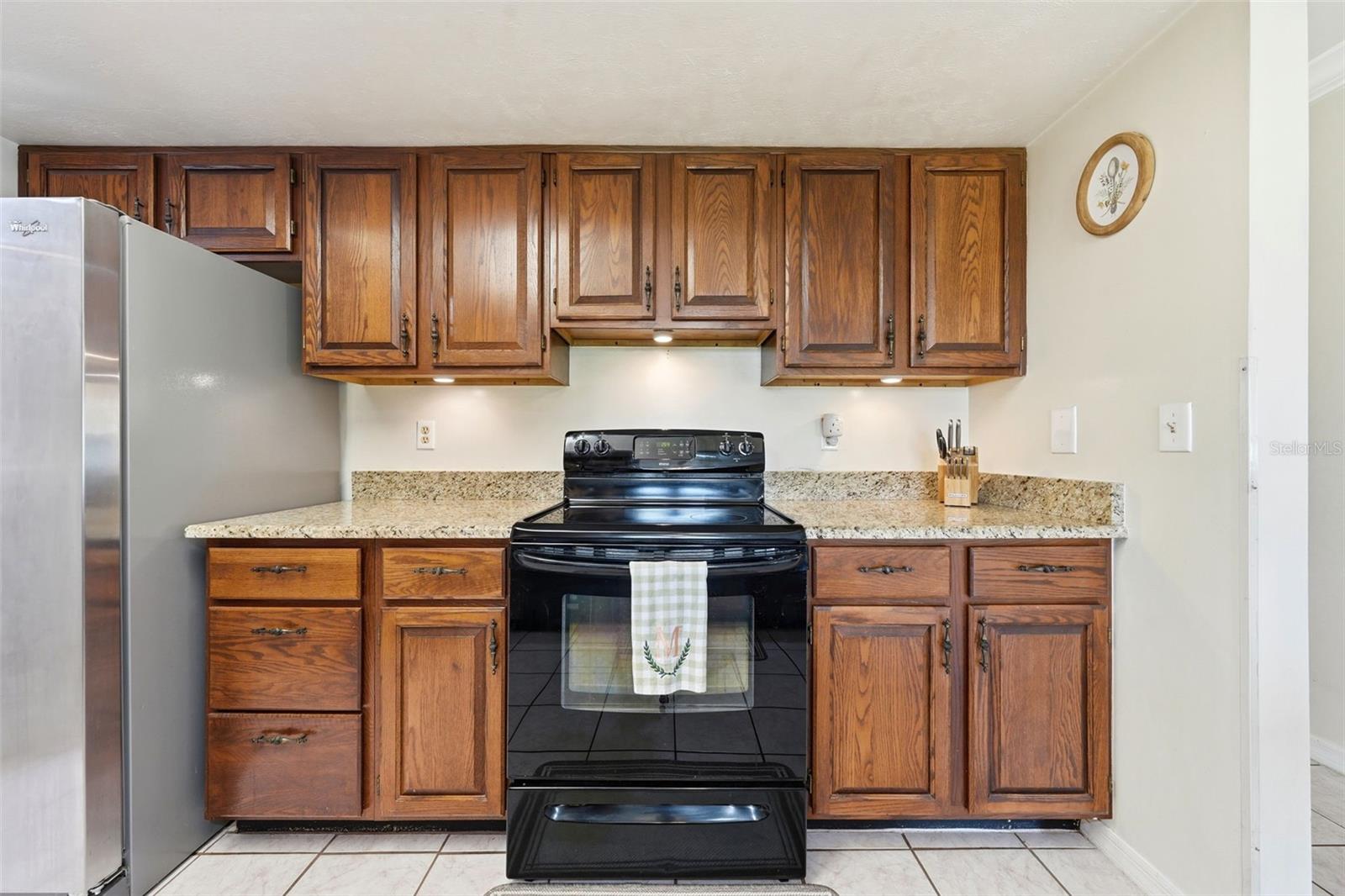 1805 Virginia, Tavares, FL 32778