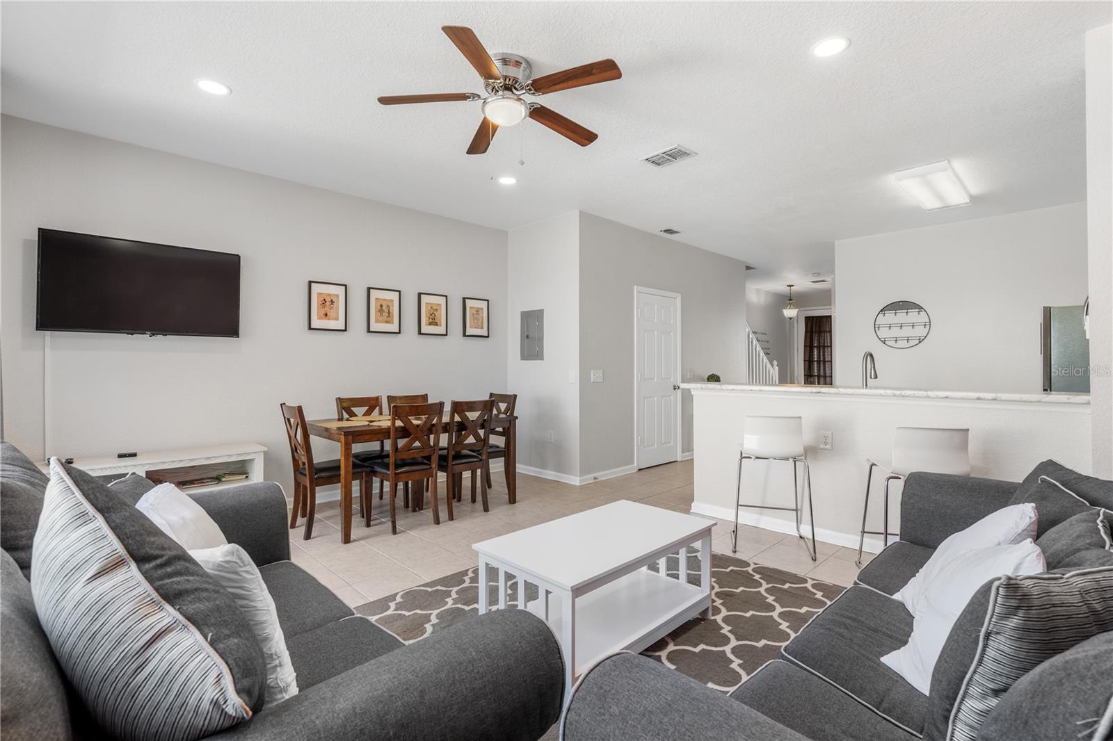 7677 Fitzclarence, Kissimmee, FL 34747