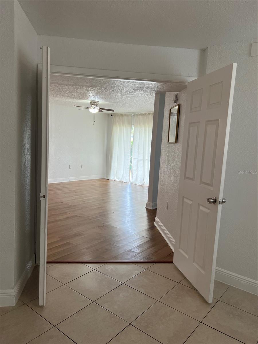 1948 Lake Atriums Unit 127, Orlando, FL 32839