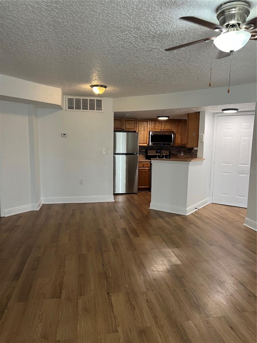 1948 Lake Atriums Unit 127, Orlando, FL 32839