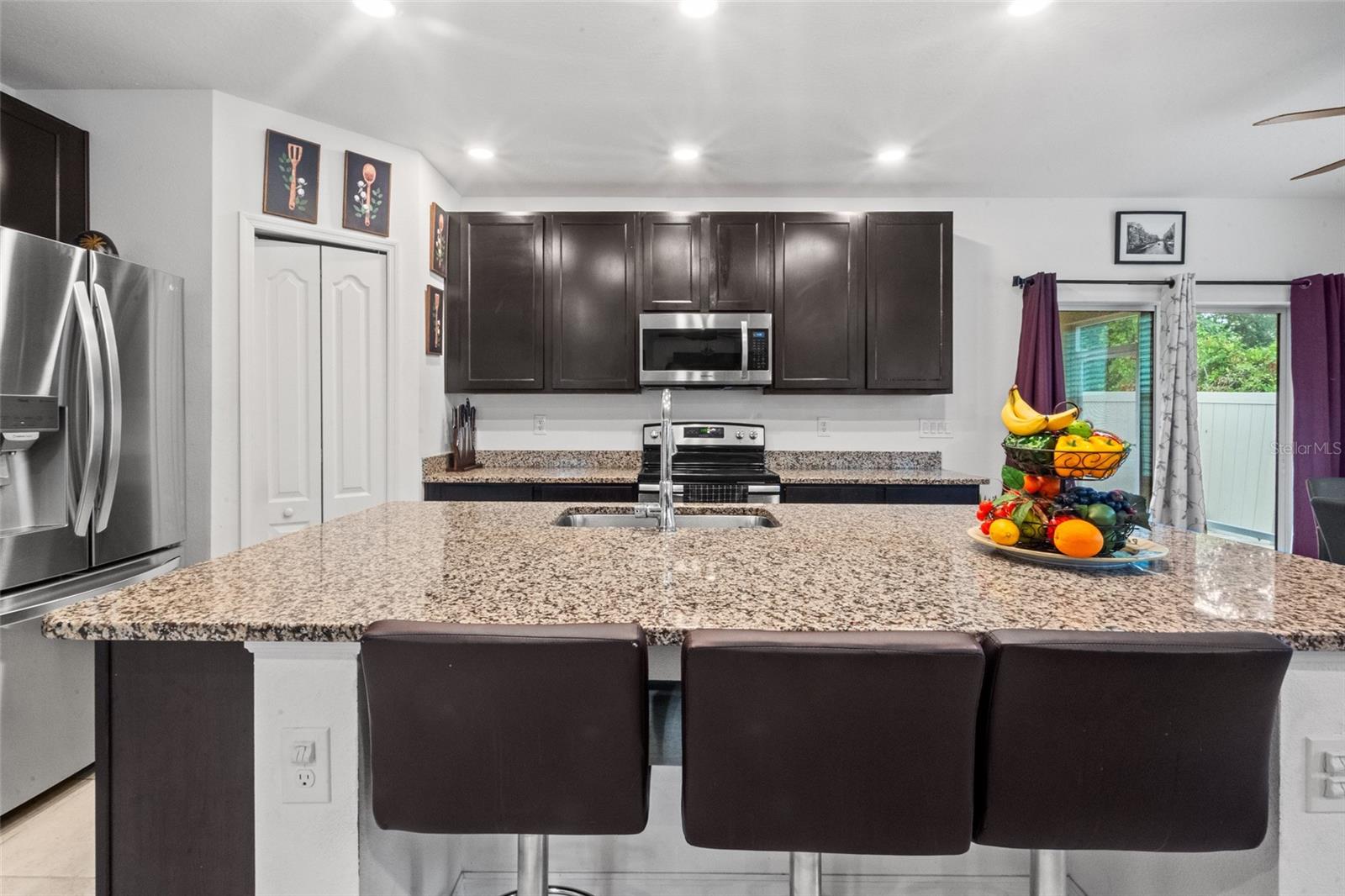 672 247th Terr, Newberry, FL 32669