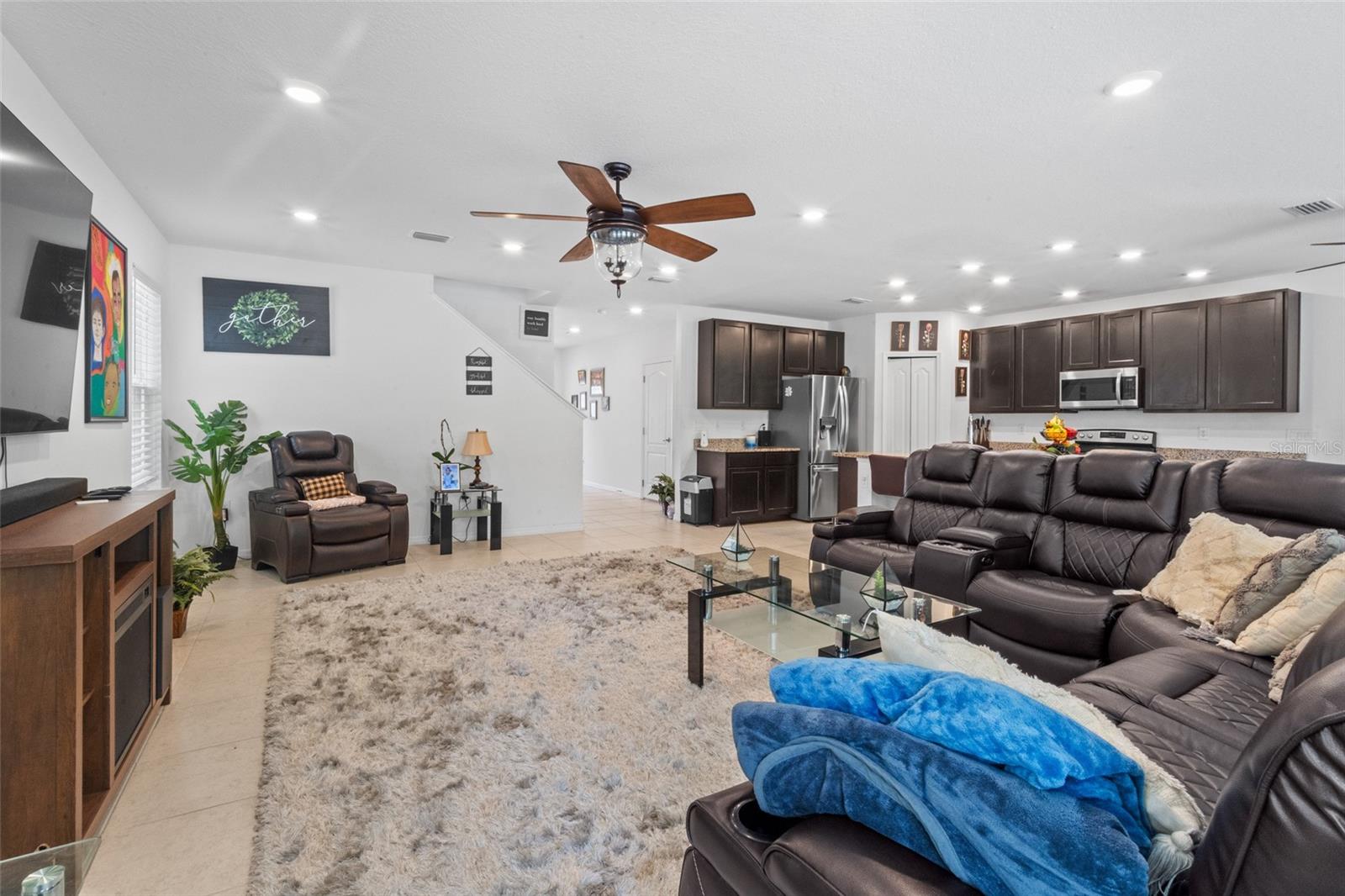 672 247th Terr, Newberry, FL 32669