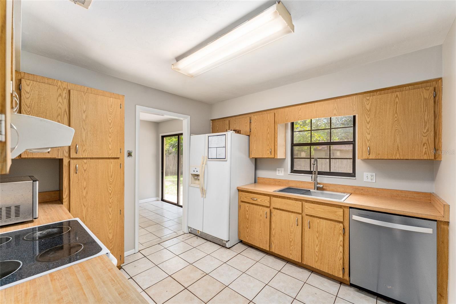 2541 52nd, Gainesville, FL 32605