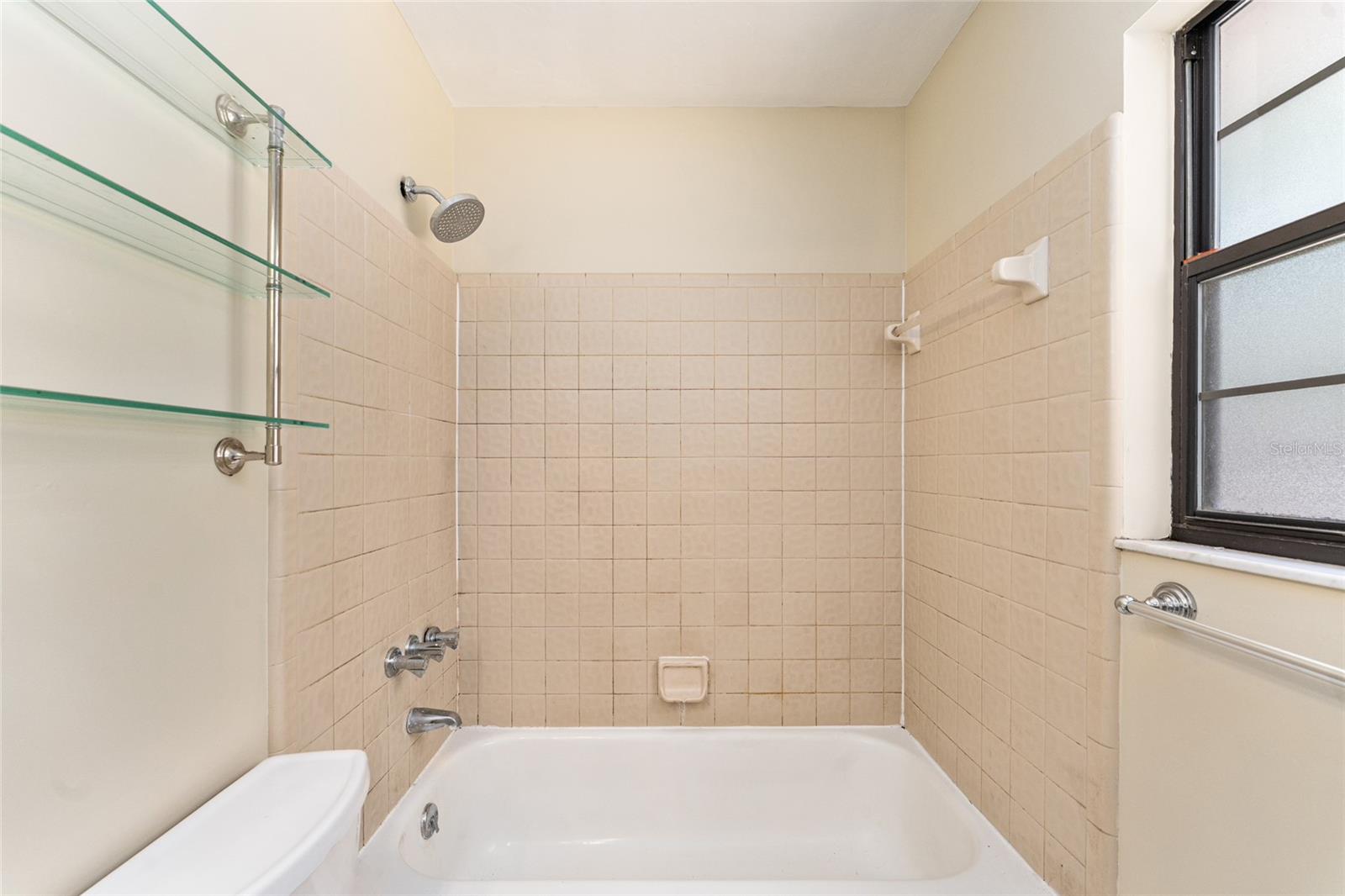 2541 52nd, Gainesville, FL 32605