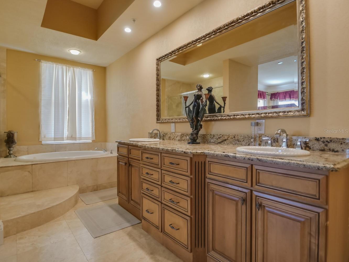 600 Garrison Cove Unit 2b, Tampa, FL 33602