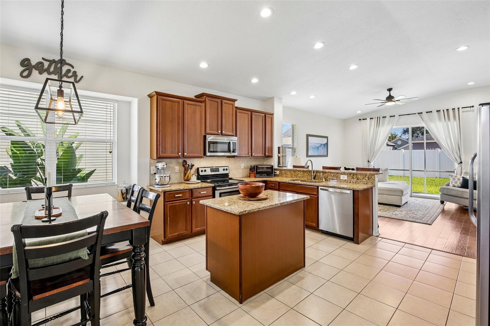 4907 58th, Bradenton, FL 34203