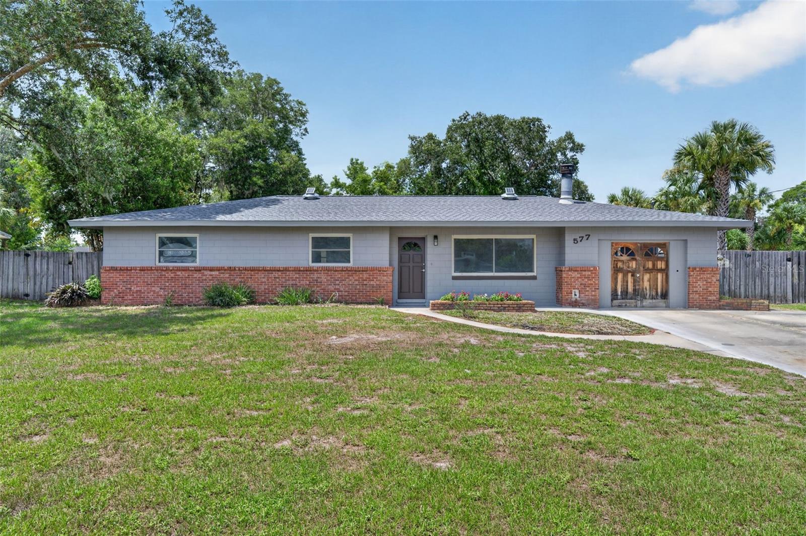 577 Parkdale, Deland, FL 32724