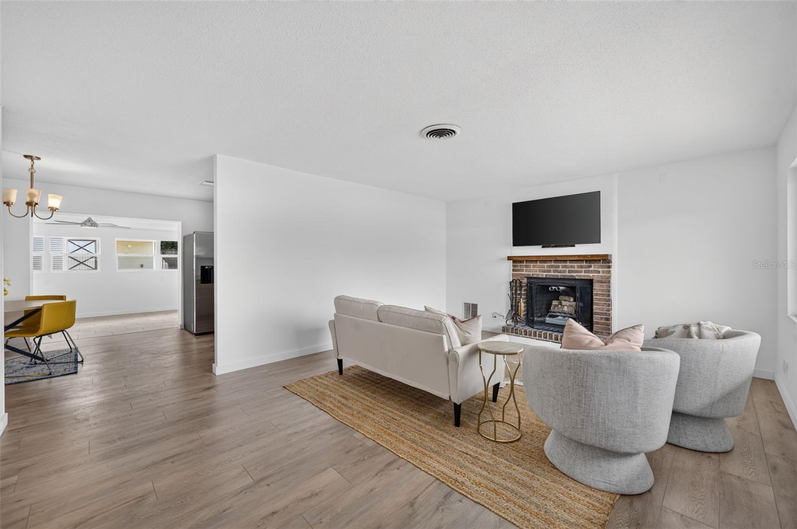 577 Parkdale, Deland, FL 32724
