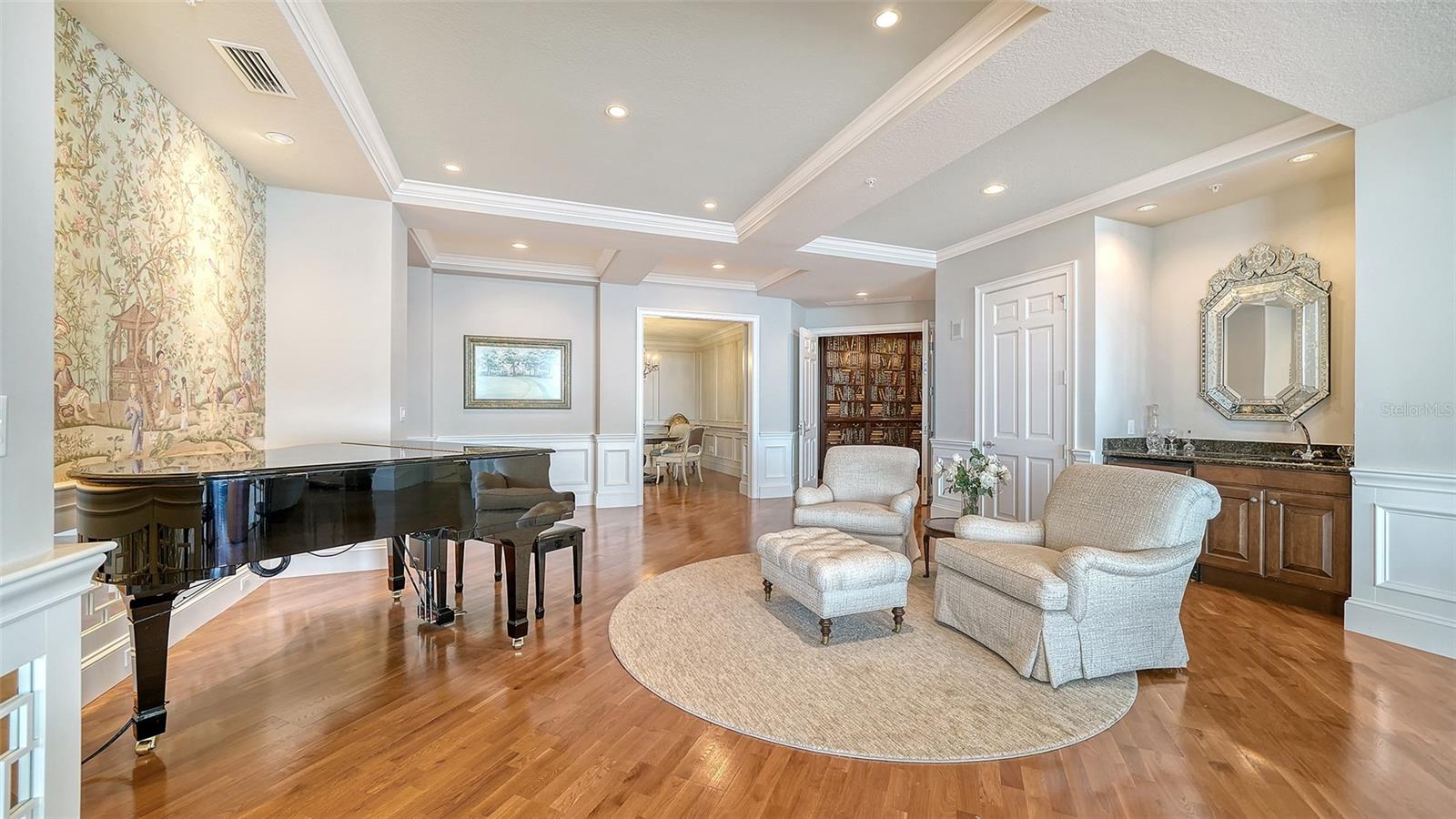 1300 Benjamin Franklin Unit 1205 & 1206, Sarasota, FL 34236