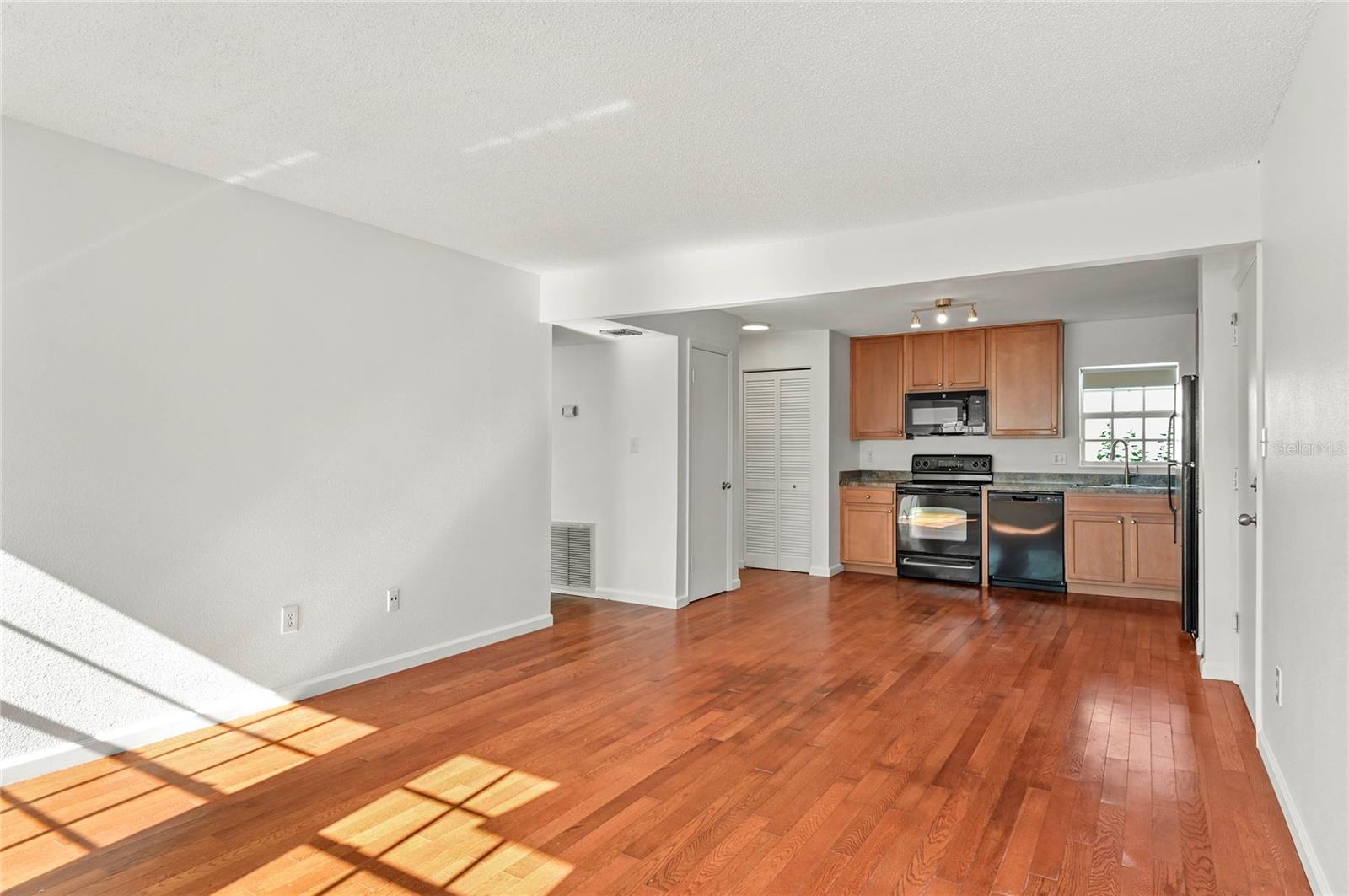 317 Amelia Unit 7, Orlando, FL 32801