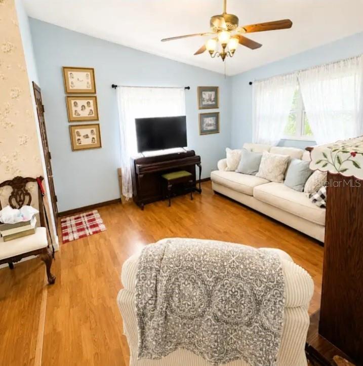 93 Glass, Port Orange, FL 32129