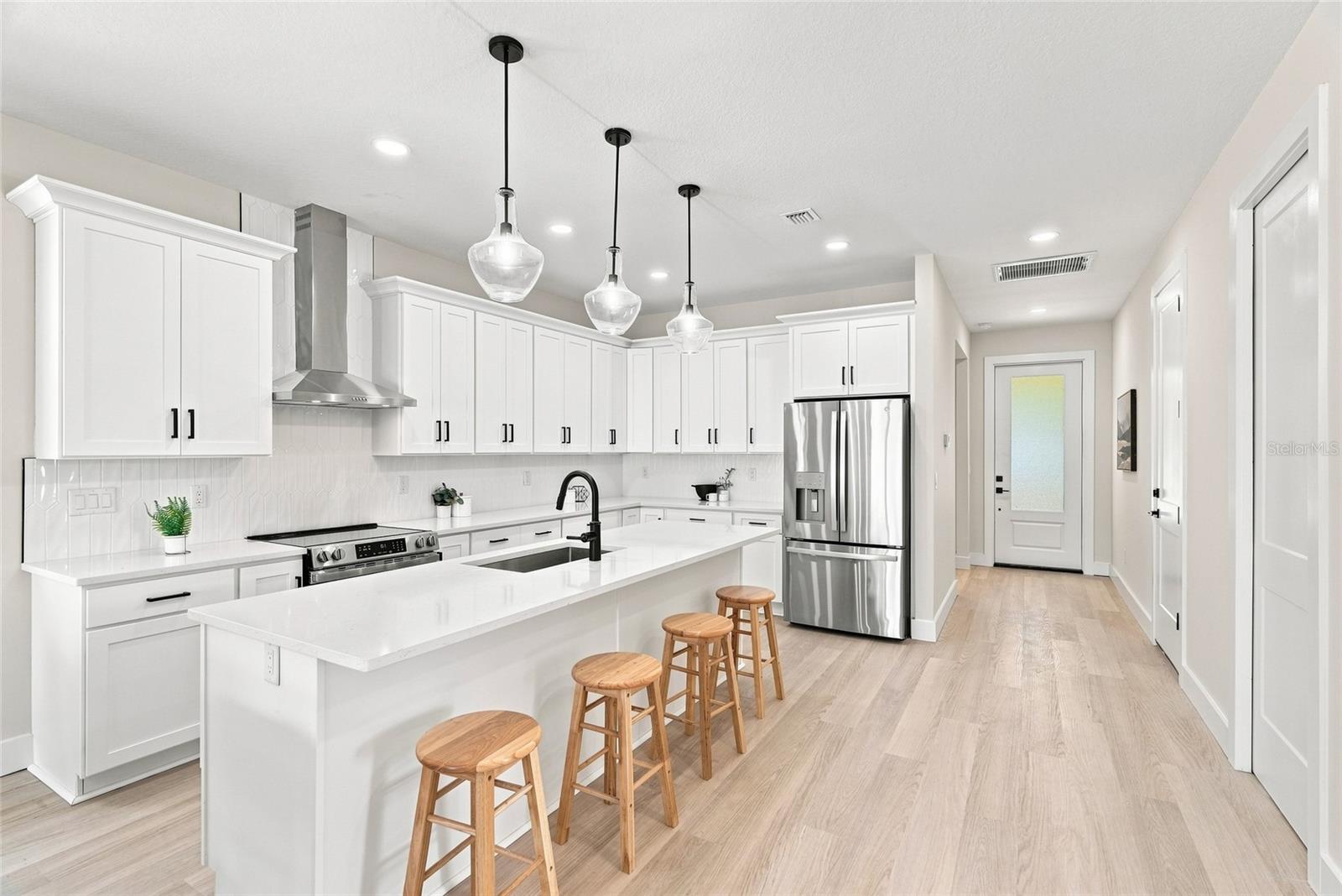 2139 20th, Largo, FL 33774