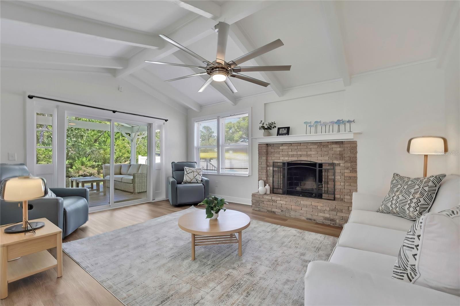 6080 Waverly, Weeki Wachee, FL 34607