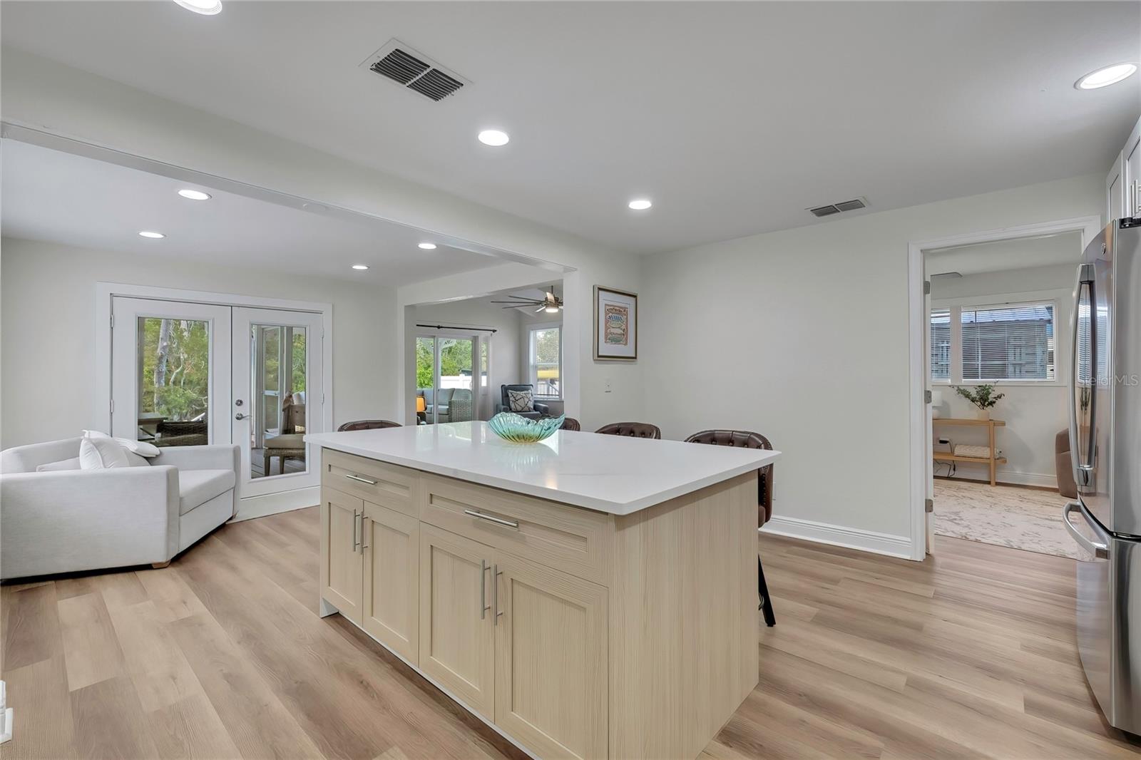 6080 Waverly, Weeki Wachee, FL 34607