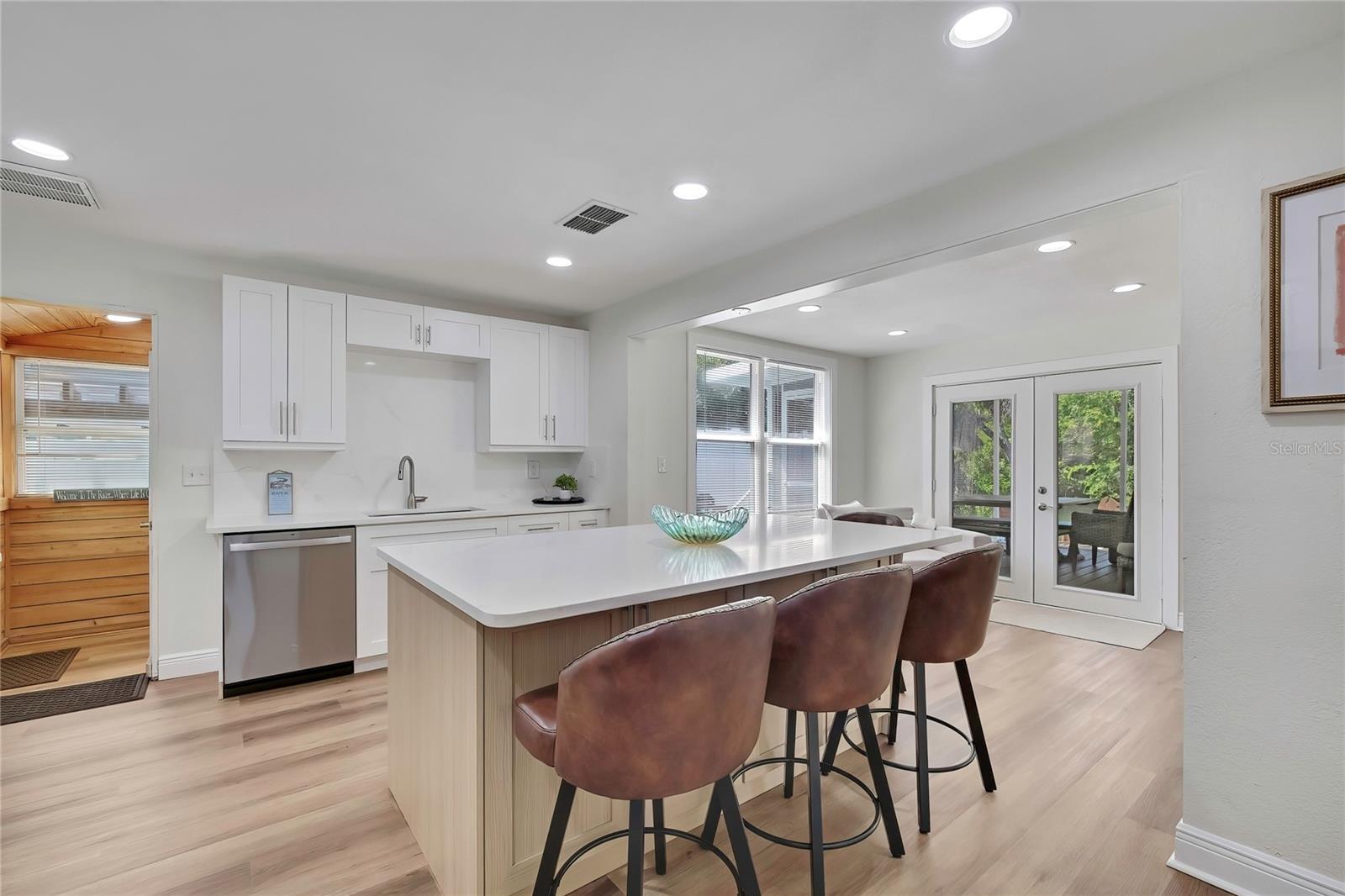6080 Waverly, Weeki Wachee, FL 34607