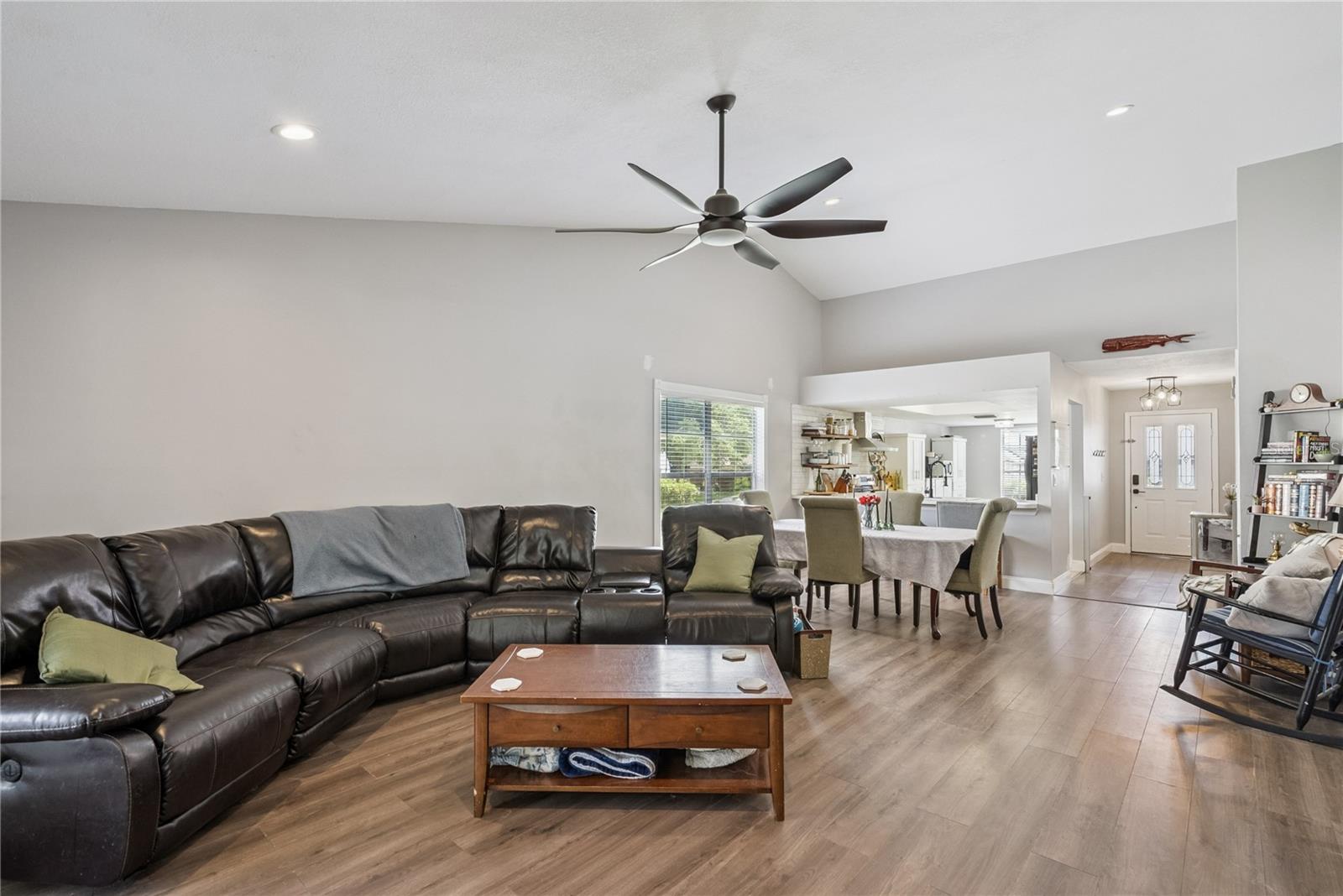1009 Mccully, Oviedo, FL 32765