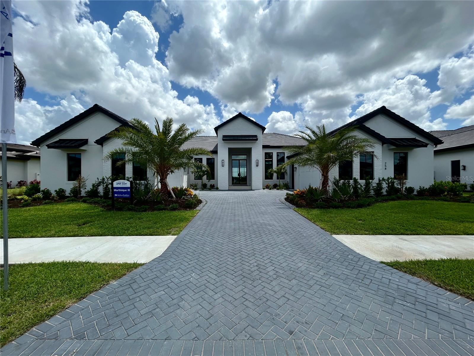 258 Crystal Waters, Sarasota, FL 34240
