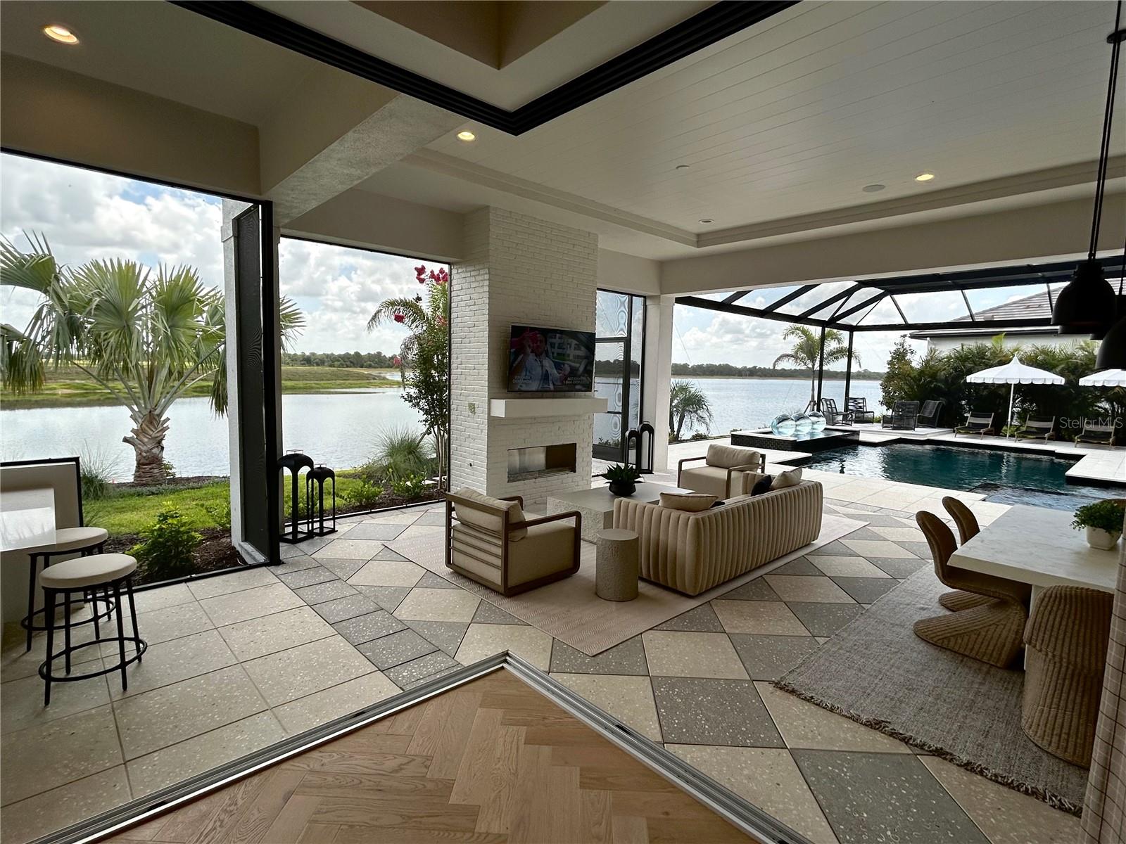 258 Crystal Waters, Sarasota, FL 34240