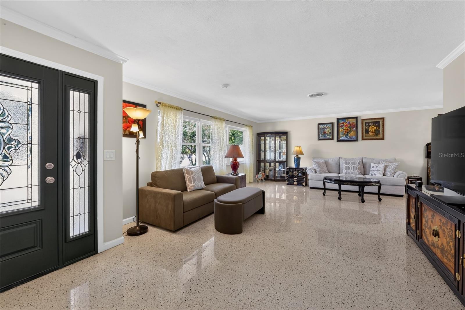 100 59th, St Petersburg, FL 33705