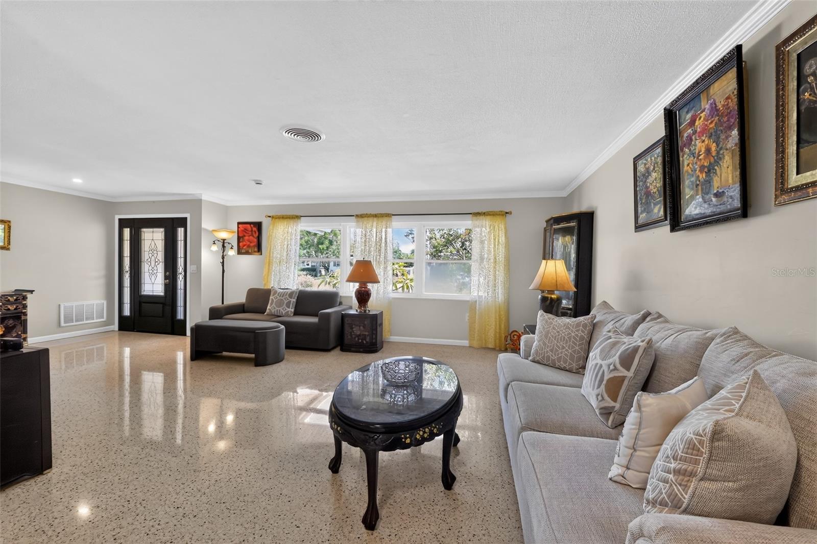 100 59th, St Petersburg, FL 33705