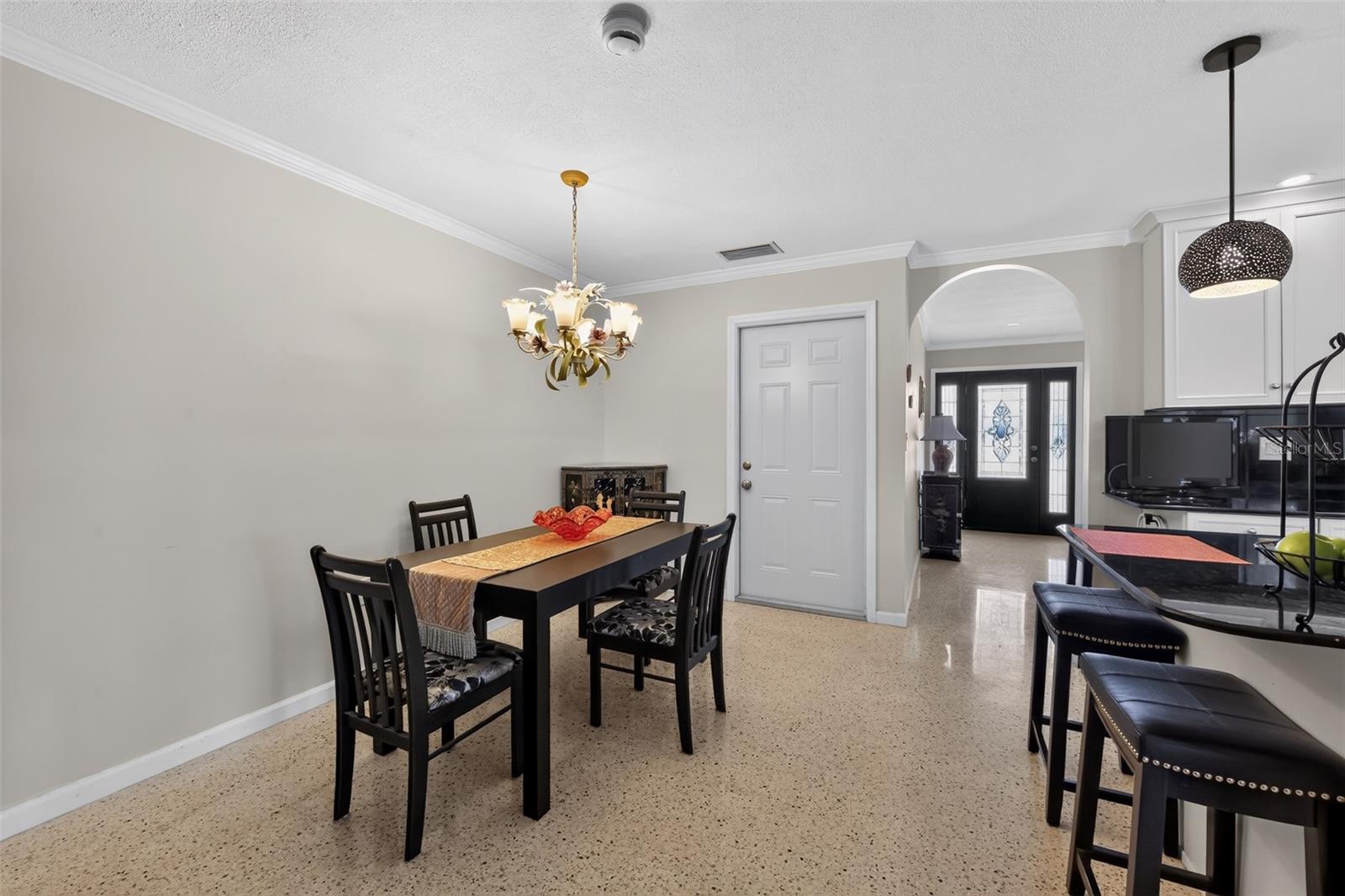 100 59th, St Petersburg, FL 33705
