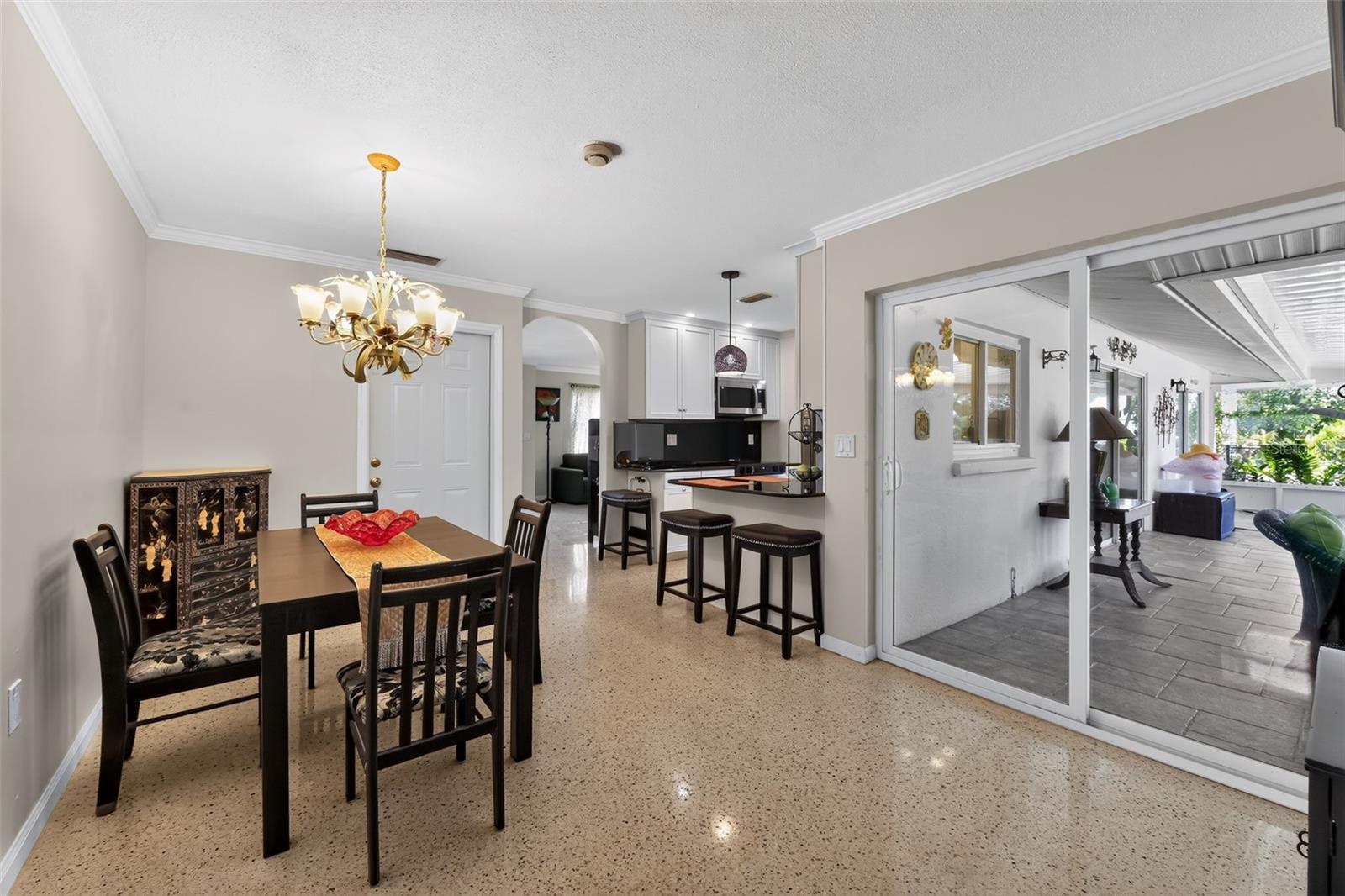 100 59th, St Petersburg, FL 33705