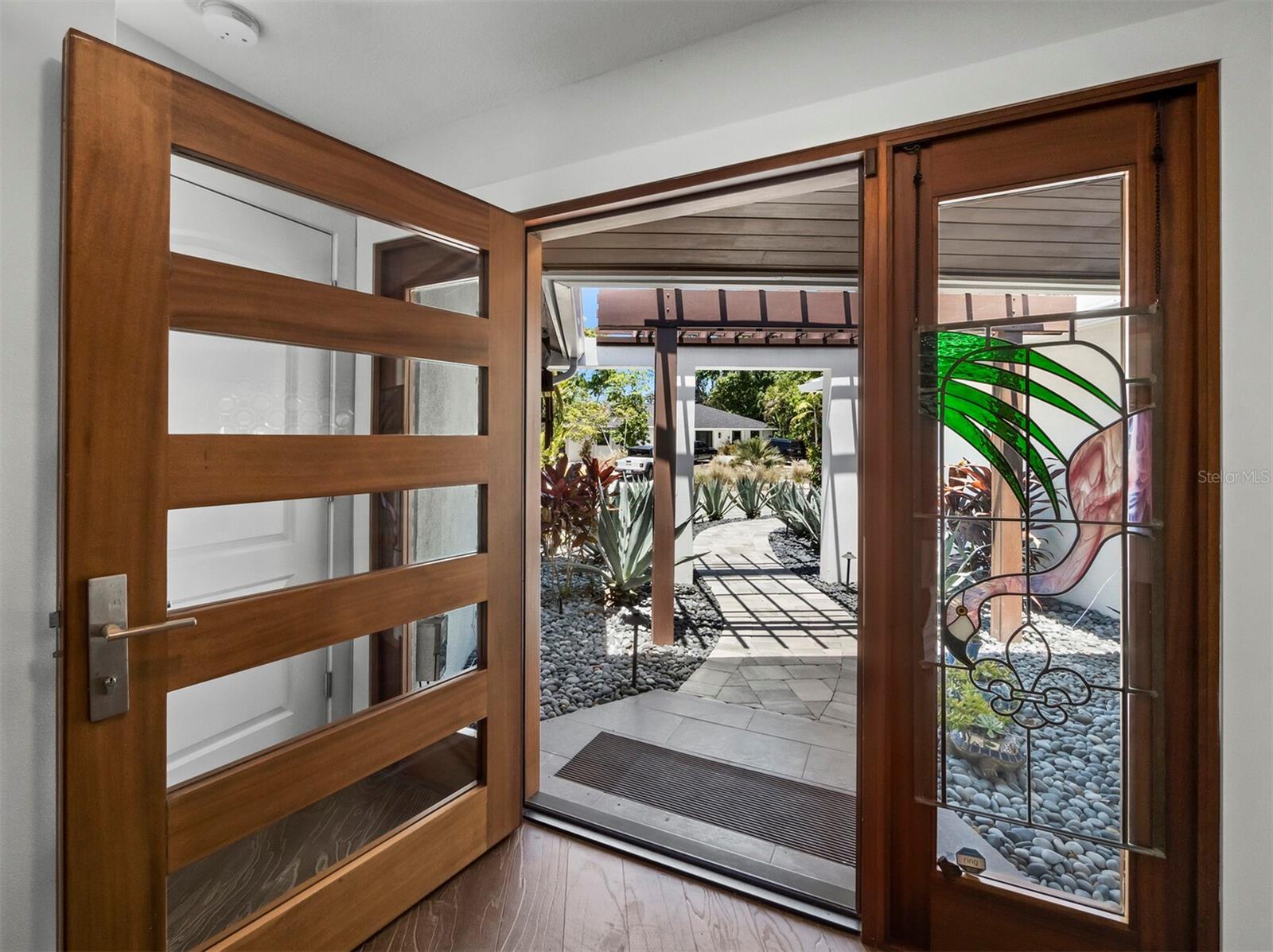 622 Tropical, Sarasota, FL 34242