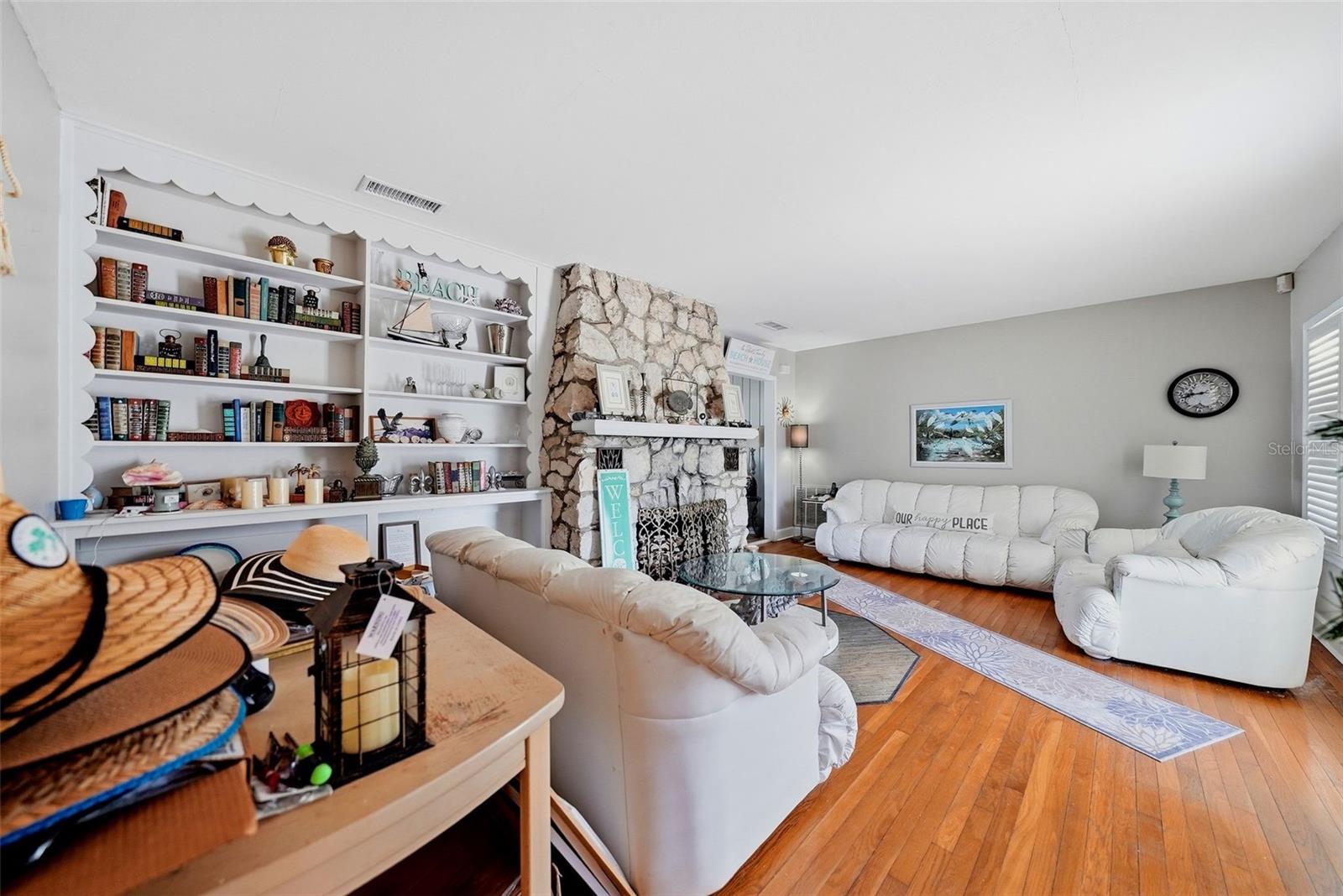 726 Mandalay, Clearwater Beach, FL 33767