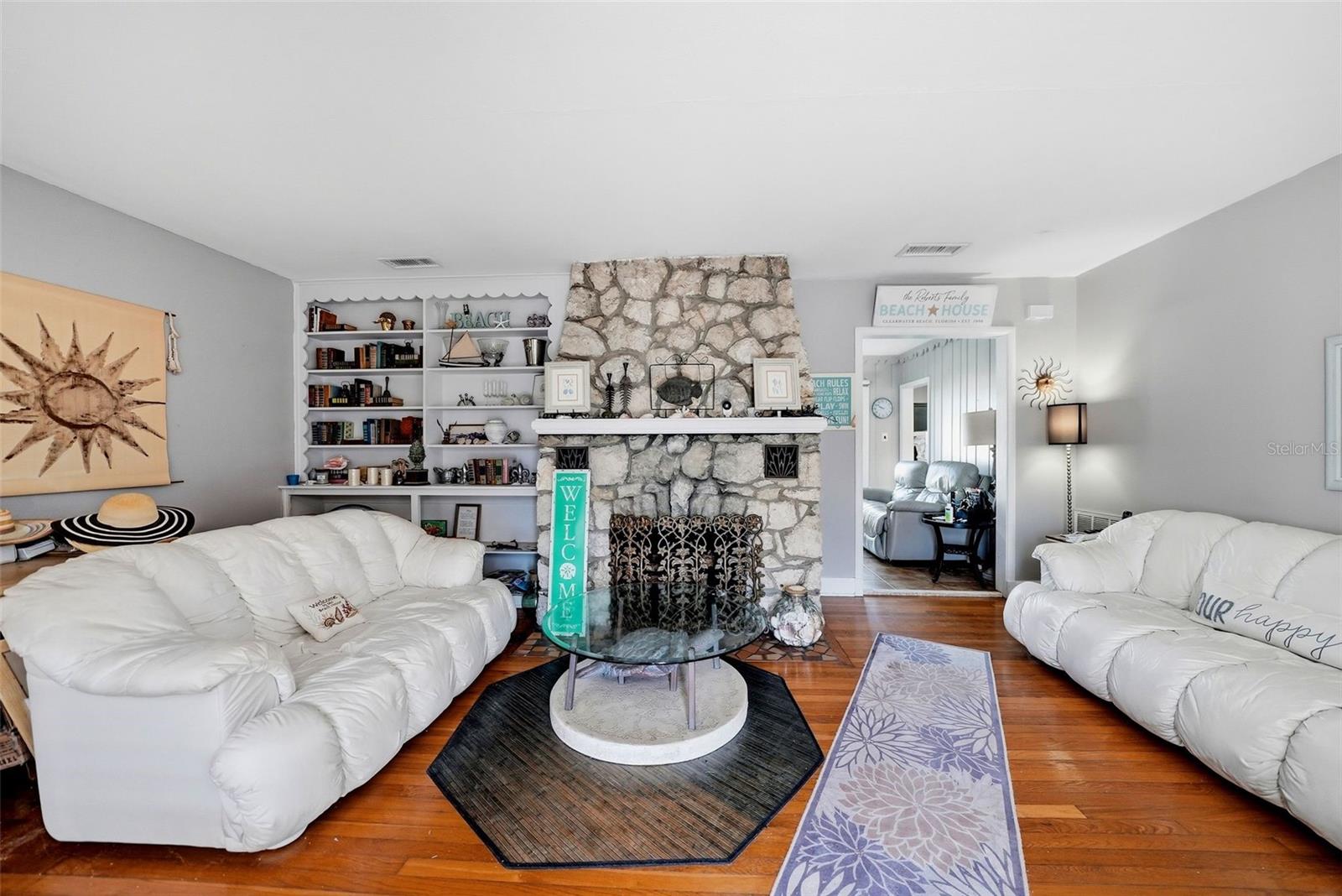 726 Mandalay, Clearwater Beach, FL 33767