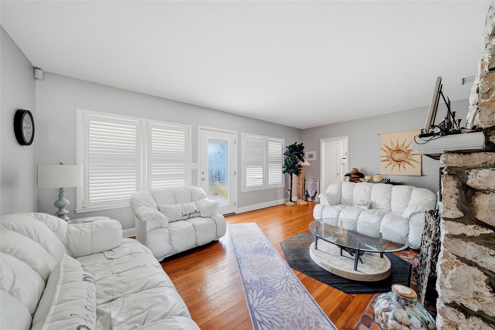 726 Mandalay, Clearwater Beach, FL 33767