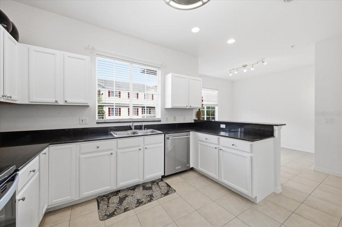3305 10th, Palmetto, FL 34221