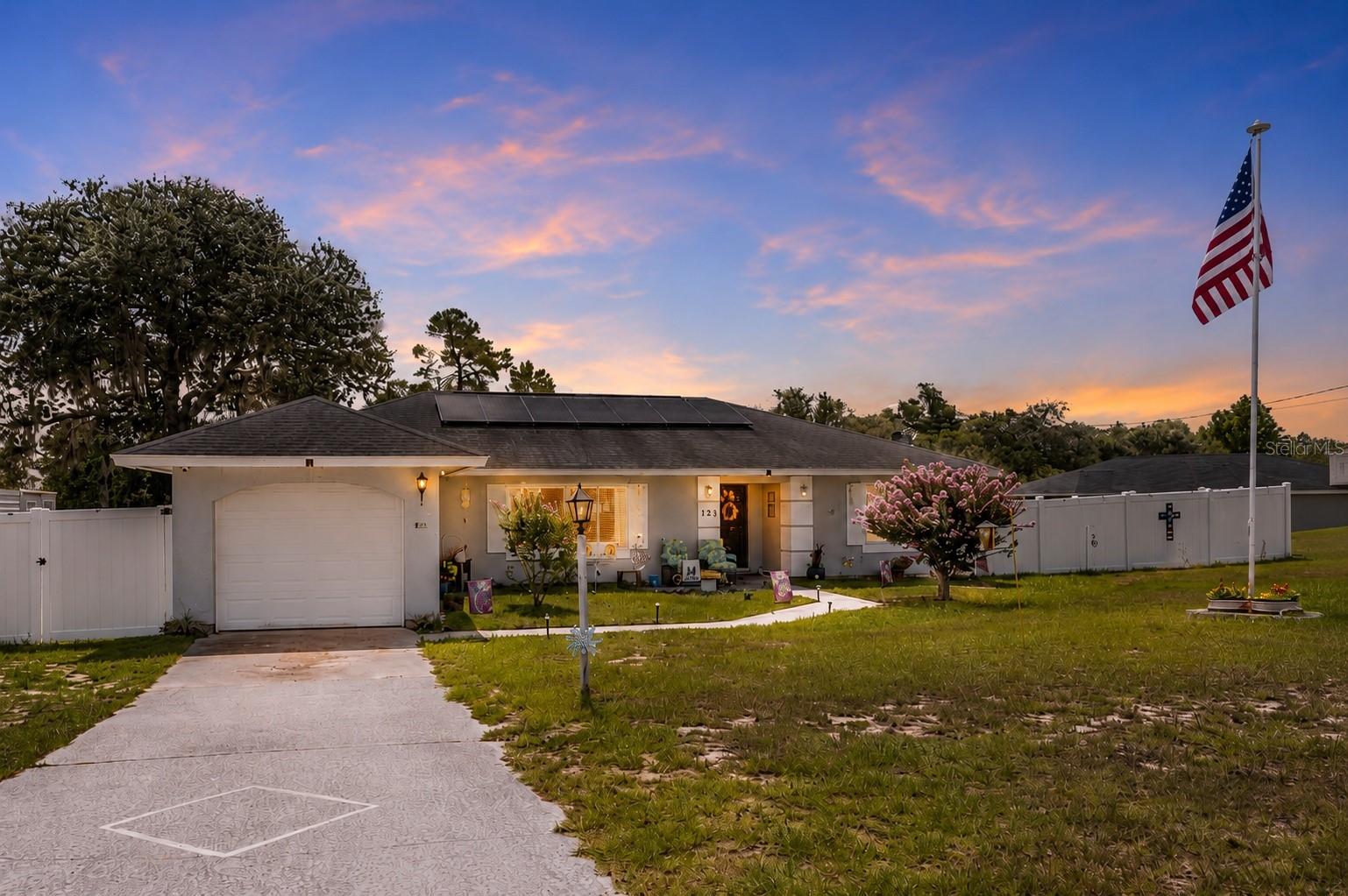 124 Oak, Ocala, FL 34472