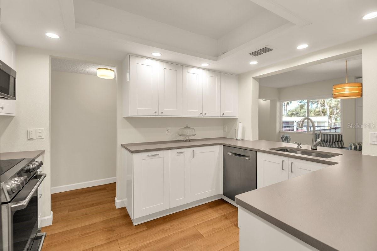 2753 Orchid Oaks Unit 104, Sarasota, FL 34239
