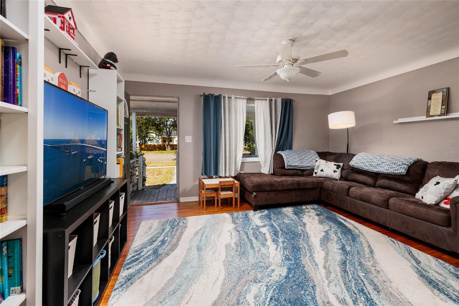 4939 Dr Martin Luther King Jr, St Petersburg, FL 33703