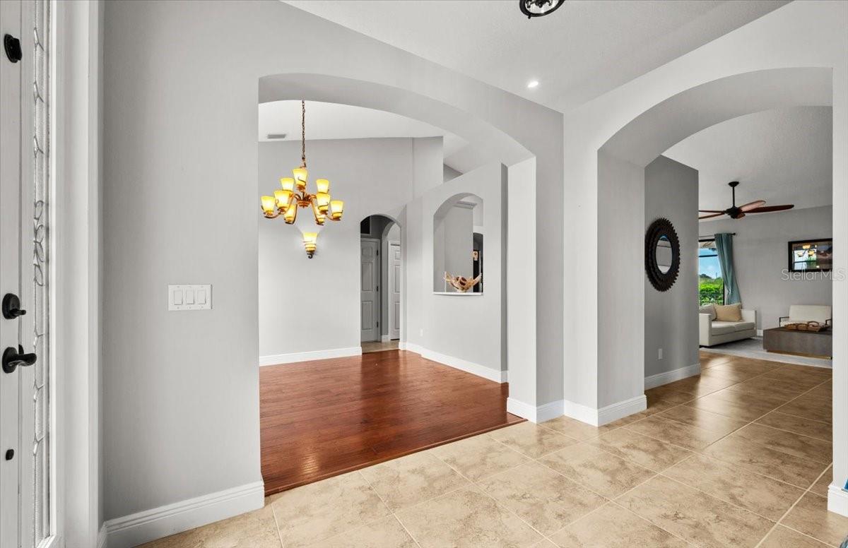 1835 Bobcat, North Port, FL 34288