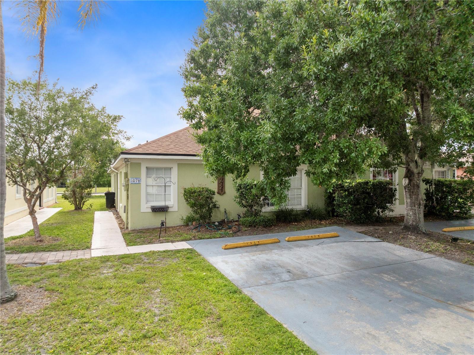 1076 Universal Rest, Kissimmee, FL 34744