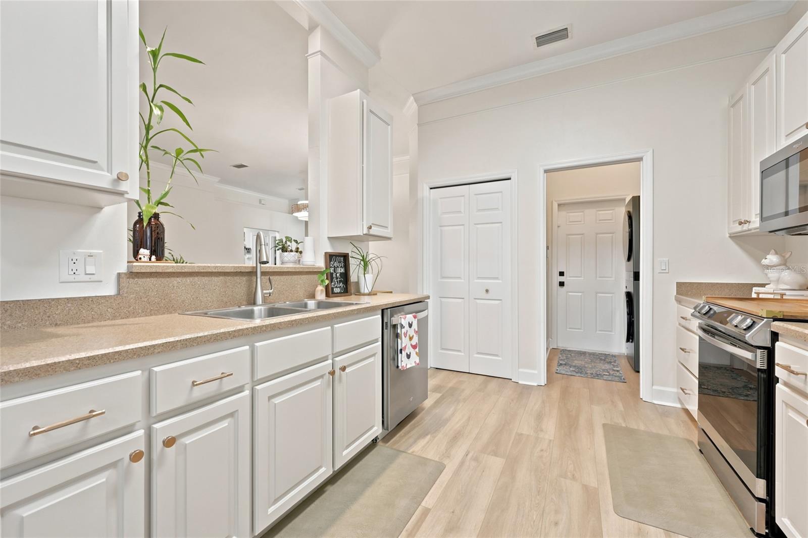 14594 25th, Newberry, FL 32669