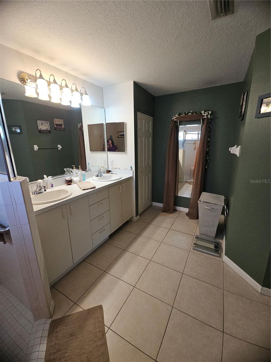 4212 Parry, Sarasota, FL 34241