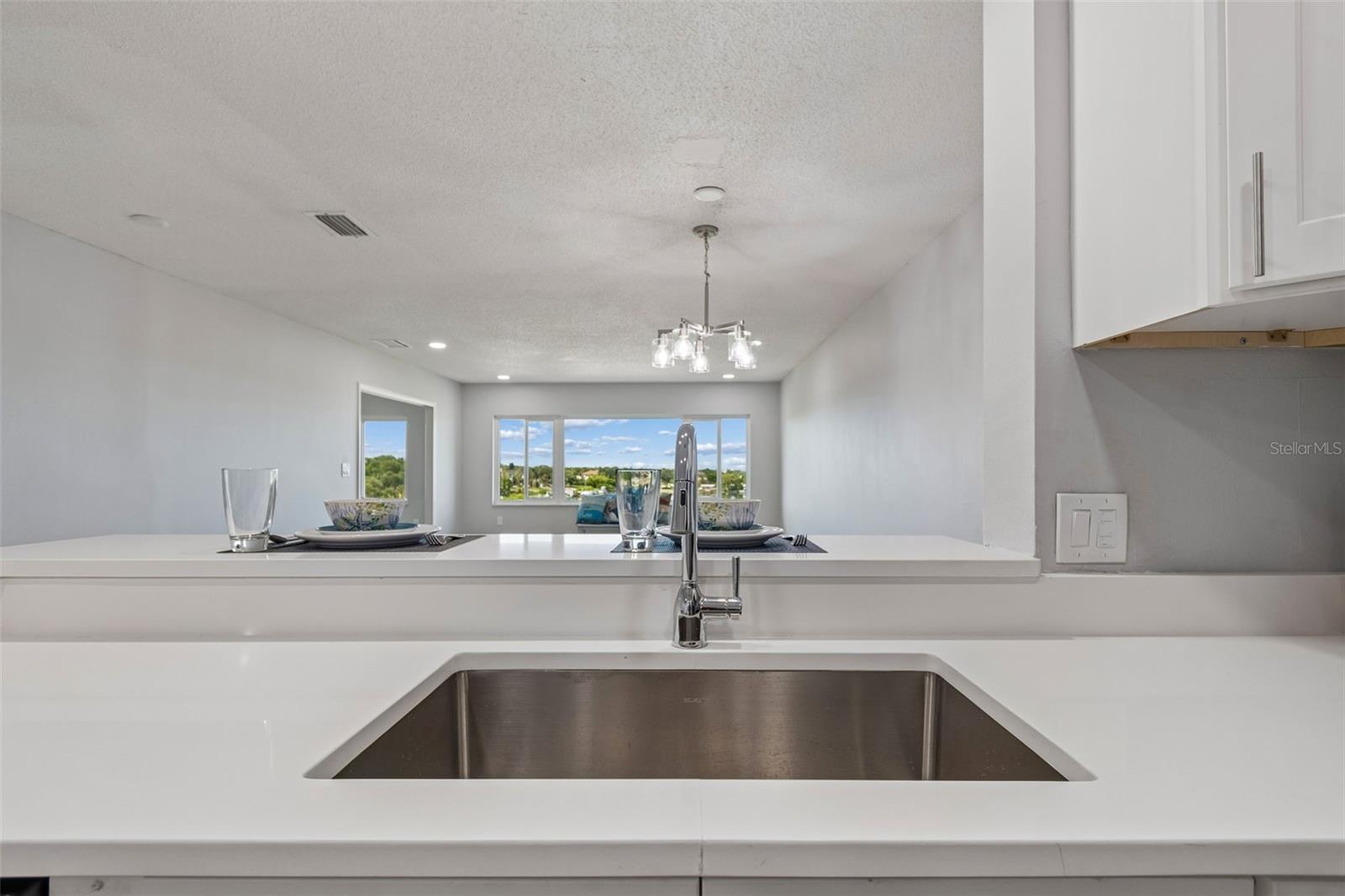 100 Bluff View Unit 509c, Belleair Bluffs, FL 33770