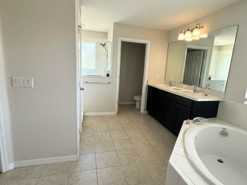 1010 Atlantic, Fruitland Park, FL 34731