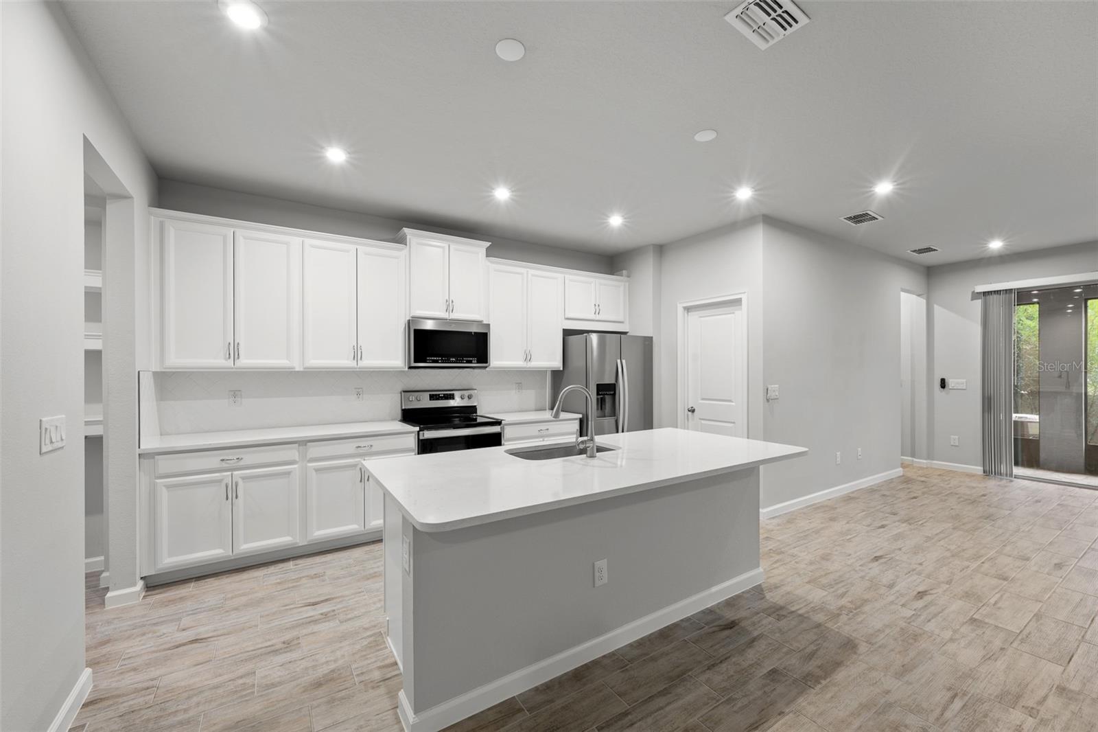 4366 Cloud Hopper, Lutz, FL 33559