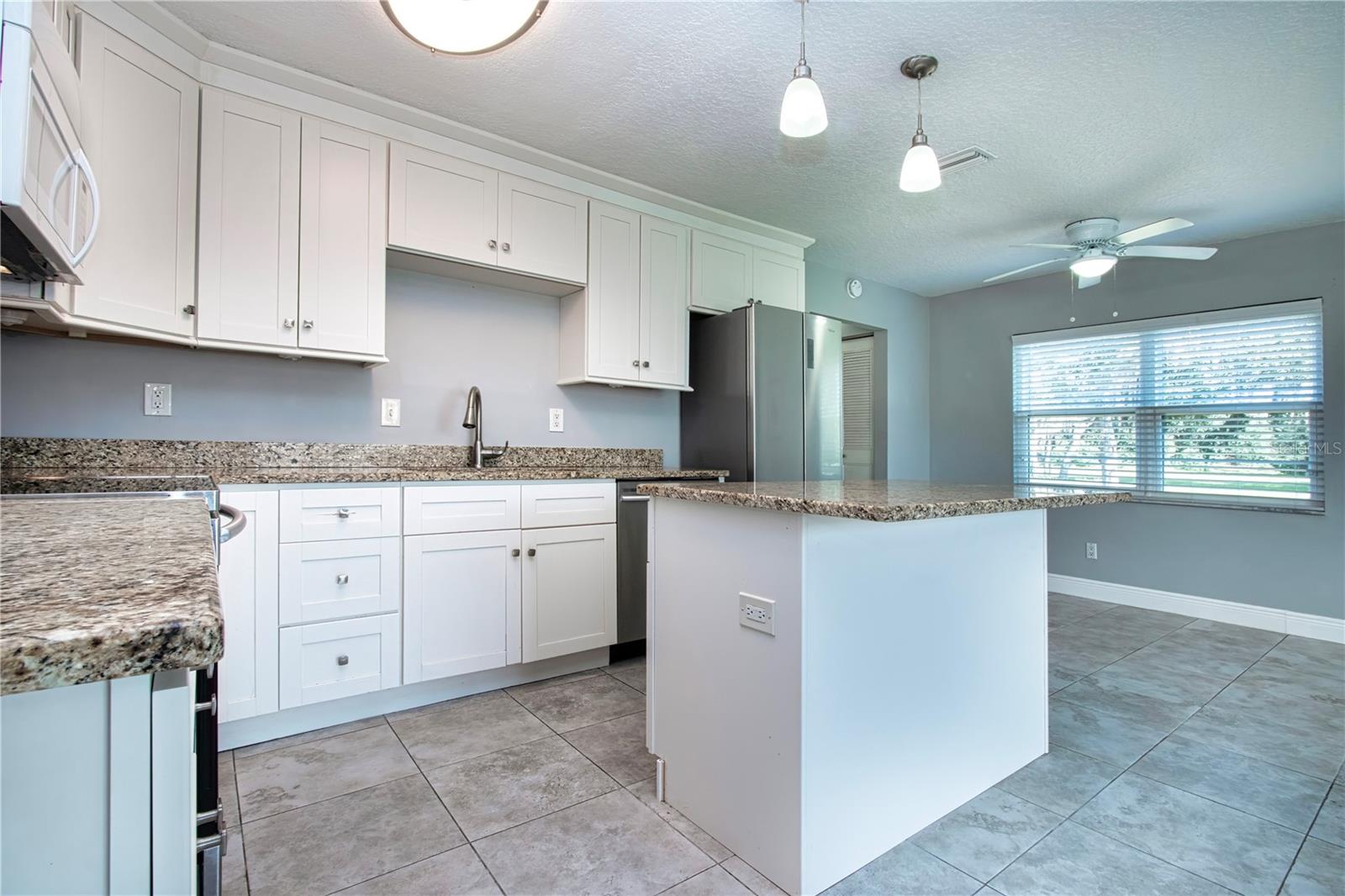 301 Andover Unit 170, Sun City Center, FL 33573