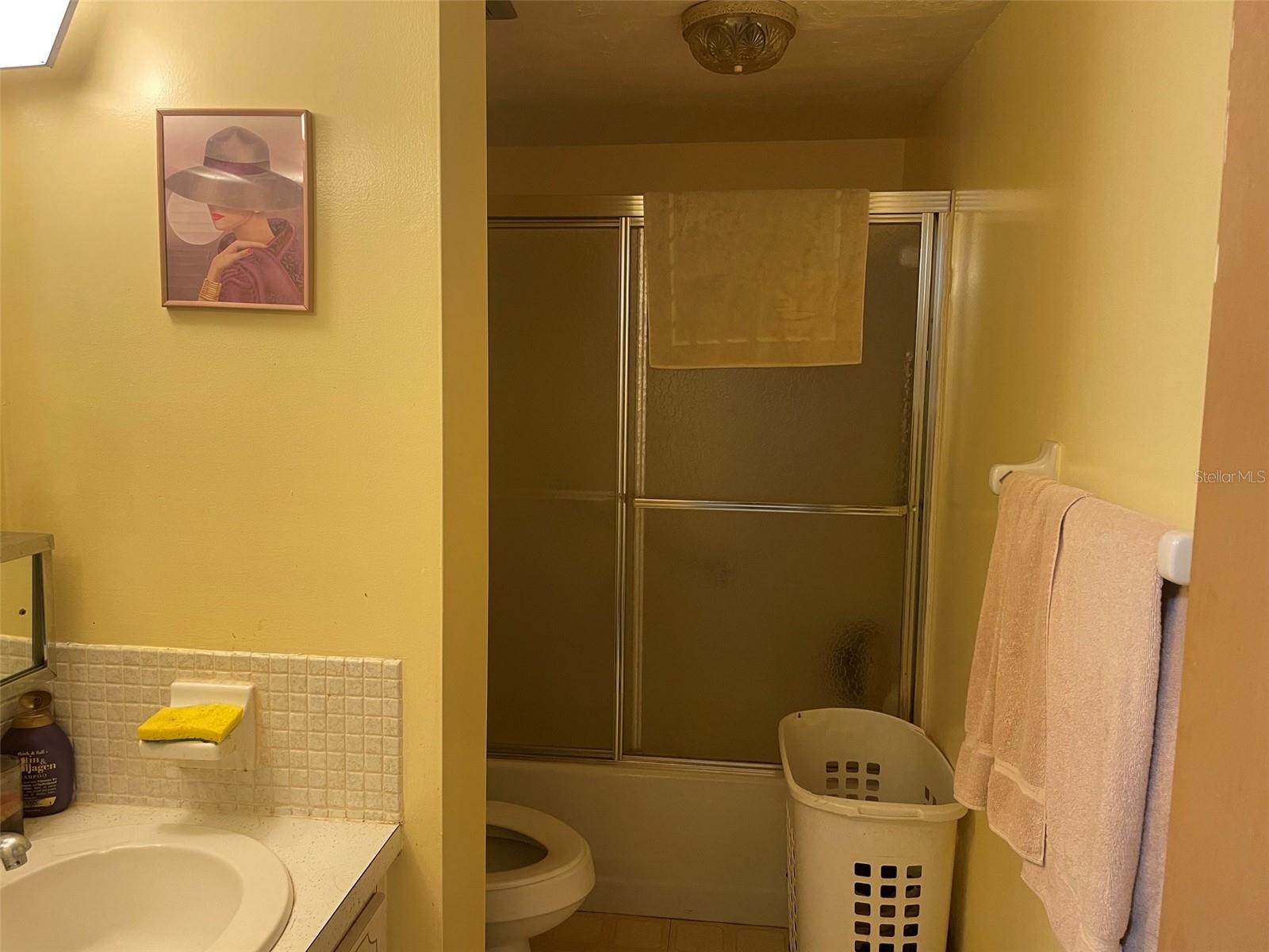 5287 81st Unit 12, St Petersburg, FL 33709