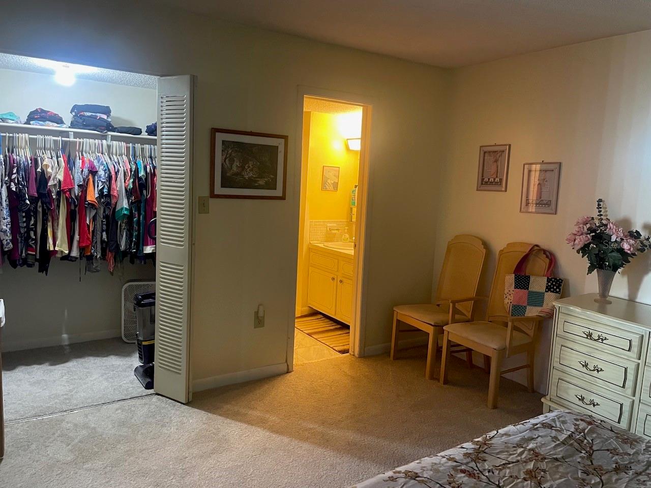 5287 81st Unit 12, St Petersburg, FL 33709