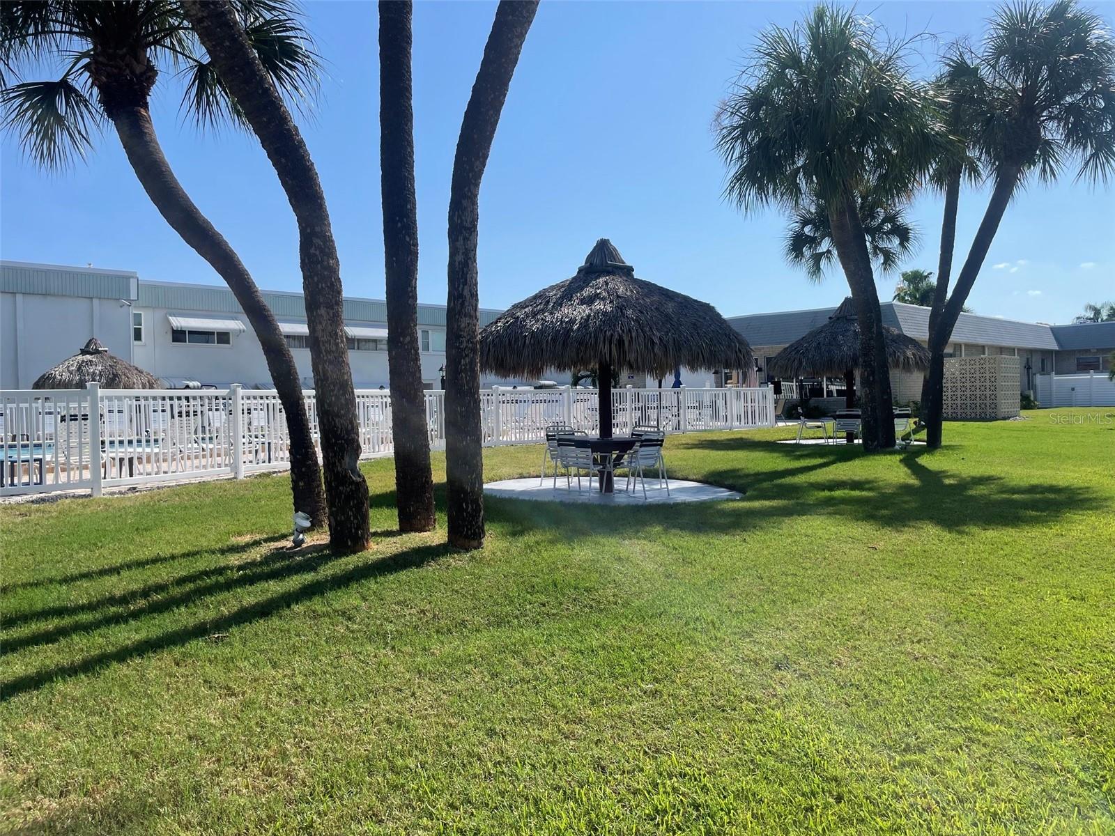 5287 81st Unit 12, St Petersburg, FL 33709